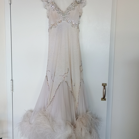 Dresses & Skirts - White Feathered International Ballroom Gown with Floaters